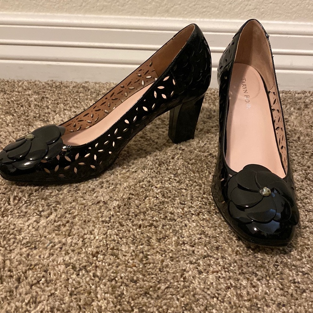 Taryn Rose Black Patent Floral Cutout Pumps